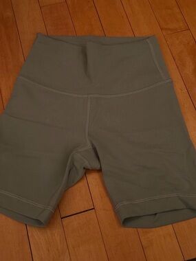 Lululemon Align Shorts 4